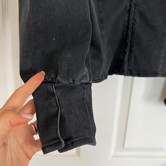 Black jean Blouse, long sleeve size Small - Picture 7 of 8